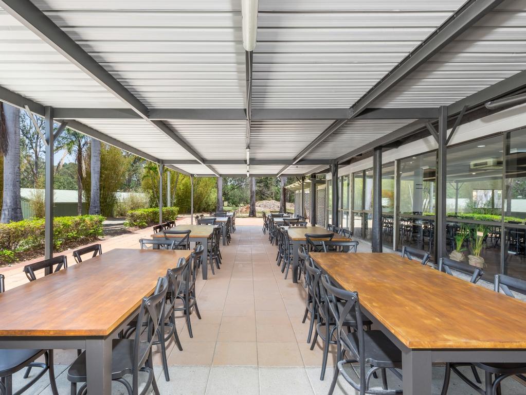 New outdoor area at Helensvale Golf Club