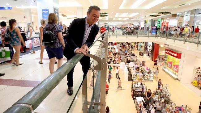 Premier Steven Marshall at Marion Shopping Centre during Boxing Day sales in 2018. The state government will take a policy of full deregulation of shop trading hours to the next election.