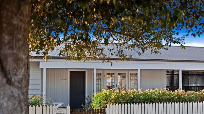 1 Eton St, East Toowoomba, is for sale.