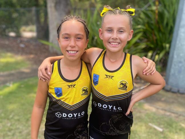 Eva Rongonui and Sari Kelly of Doyalson Touch at the NSW Junior State Cup. Picture: Contributed