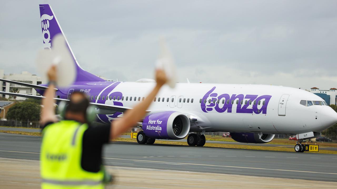 Bonza's first 737 MAX in Australia touches down at Sunshine Coast Airport. Picture: Lachie Millard