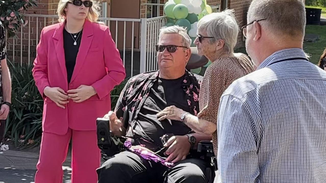 Lily’s dad John Van De Putte wore a Hawaiian shirt to the service. Backgrid via NCA NewsWire