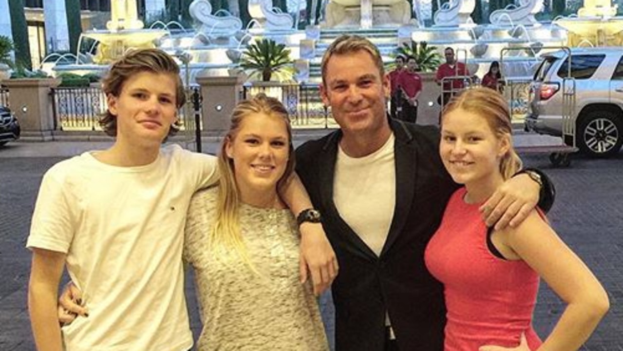 Shane Warne with his kids. Picture: Instagram