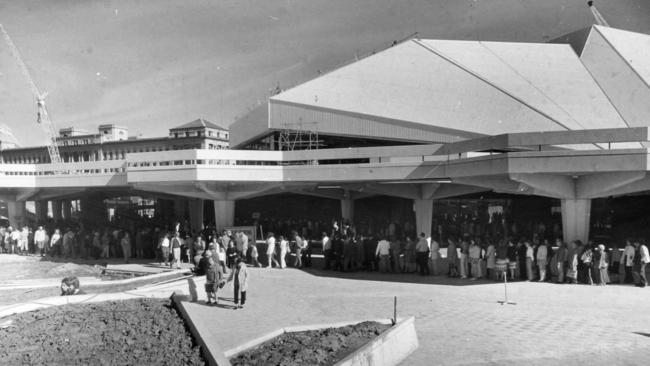 Crowds lined up awaiting the public inspection program, preview opening of the Adelaide Festival Centre