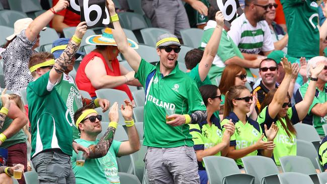 15/03/2015 - ICC Cricket World Cup - Pakistan v Ireland. Adelaide Oval. Irish fans celebrate 6 runs from Porterfield Photo Sarah Reed