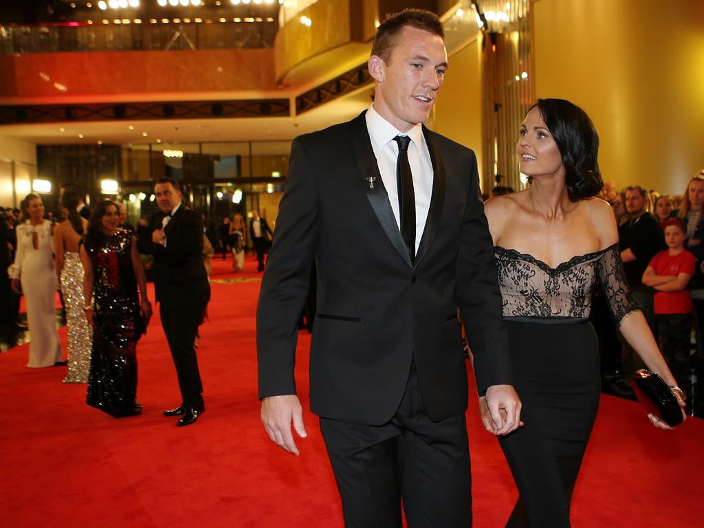WAGs wow on Brownlow red carpet | Herald Sun