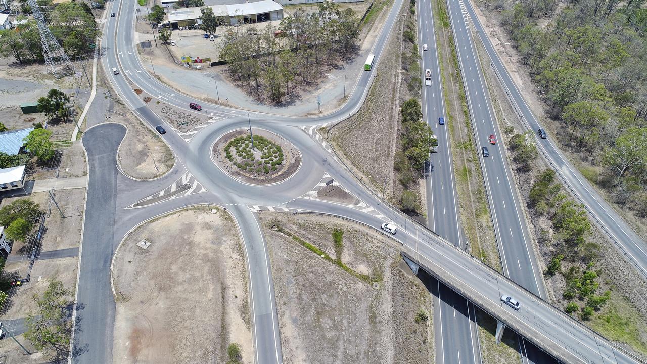 Mt Crosby Rd interchange aerial photo. Part of the current plan involves cutting off access to Coal Rd (left of picture) and adding an additional lane to allow northbound traffic to slip past more easily. Picture: Cordell Richardson