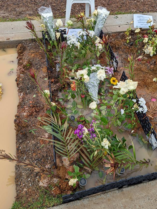 Iskander’s grave at Rookwood cemetery.