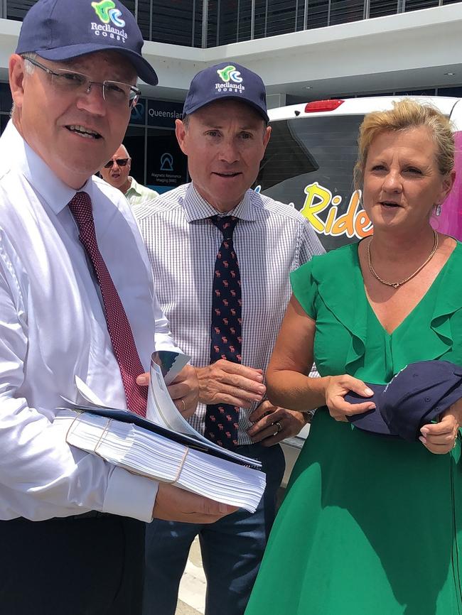 Redland City Council Mayor Karen Williams delivered a petition from community to Prime Minister Scott Morrison regarding the Birkdale land. 