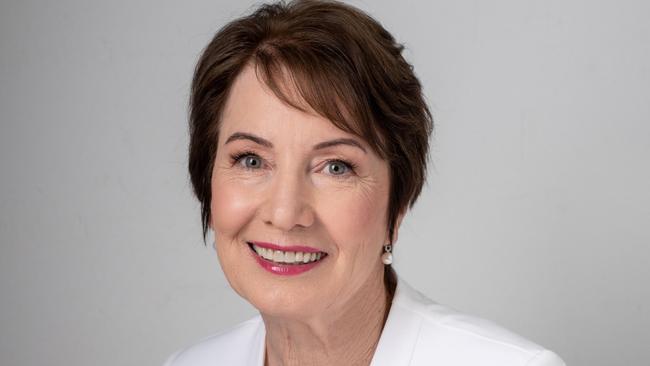 Independent candidate for Macalister Margaret Keech says she would go back to the drawing board to map out a new northern route for the Coomera Connector.