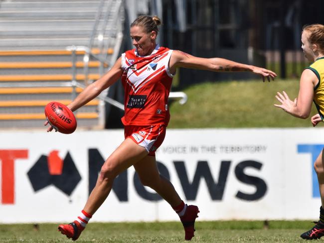 Waratah's Lisa Roberts is a crucial cog in the Tah’s setup. Picture: Tymunna Clements AFLNT/Media