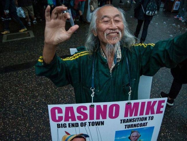 Mr Lim shows his support for the Keep Sydney Open movement, taking aim at then Premier Mike Baird.
