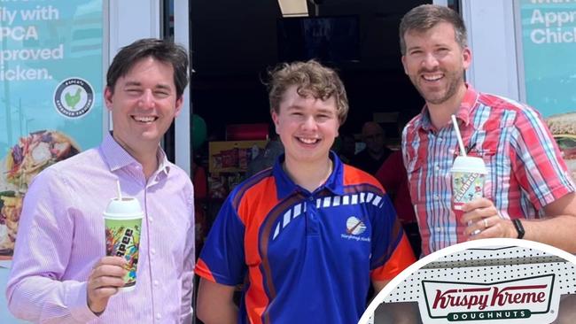 Fraser Coast Maypr George Seymour and Deputy Mayor Paul Truscott with Baxter, Maryborough's new 7-Eleven's first customer.