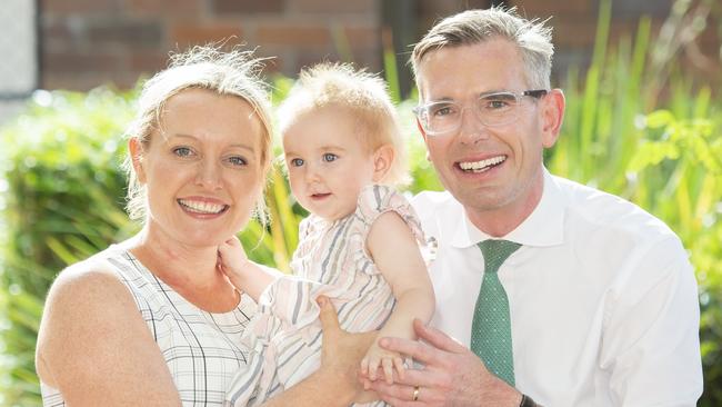 Former NSW Premier Dominic Perrottet and wife Helen. Picture: NCA Newswire/ Monique Harmer