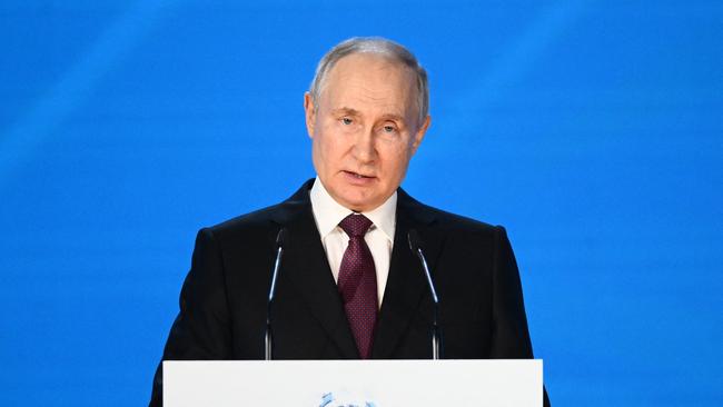 Russian President Vladimir Putin. (Photo by Vladimir ASTAPKOVICH / SPUTNIK / AFP)