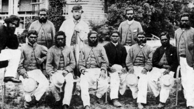 The team with coach Tom Wills (back row) in 1867.