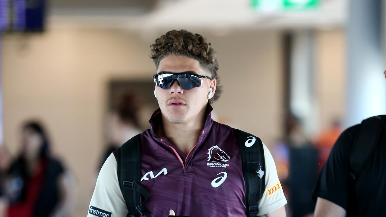 Reece Walsh rocked up in sunglasses to the 2023 NRL grand final and wore them in the sheds ahead of kick off. Picture David Clark