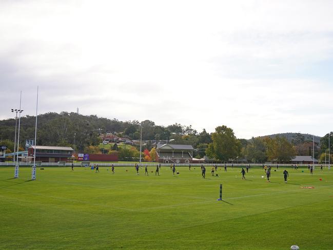 Melbourne Storm players have taken over the Albury Tigers’ football ground for training.