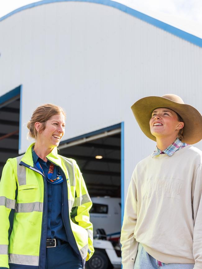 Alice Springs Operations Manager Johanna Talman with recent RFDS patient Amy Kynoch at Alice Springs Base