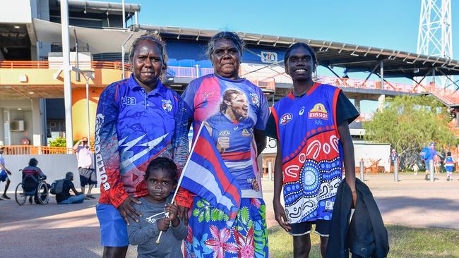 Kristalee Thompson, Owen Henry Thompson, Alberta Thompson, Keithenn Thompson were among the almost 10,000-strong crowd at the Gold Coast Suns vs Western Bulldogs match at TIO Stadium. Pic: Pema Tamang Pakhrin