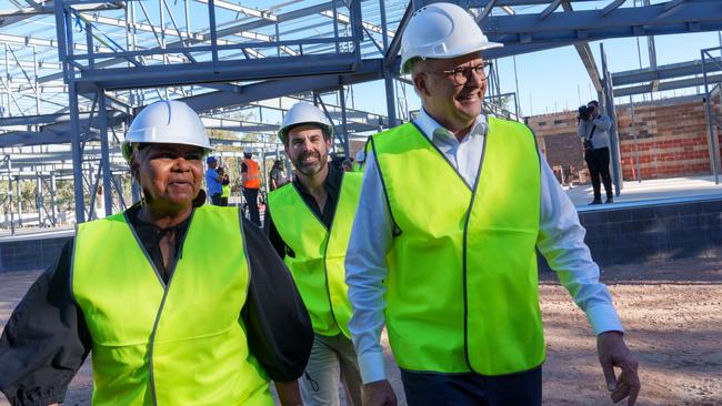 Lingiari MP Marion Scrymgour, NT Deputy Chief Minister Chansey Paech and Prime Minister Anthony Albanese visit a health hub under construction in Alice Springs. Picture: PMO via NCA NewWire