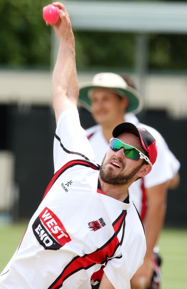 Chadd Sayers with the pink ball during Redbacks Training at Adelaide Oval. Photo Sarah Reed.