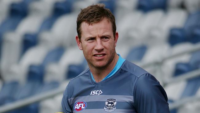 Geelong Cats champion Steve Johnson back training after foot injury ...