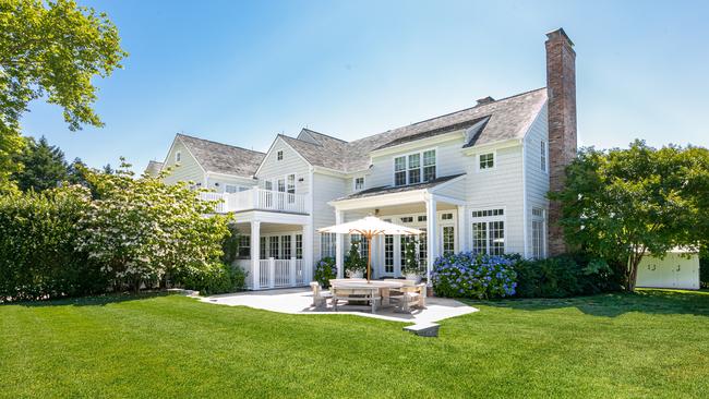 Alec Baldwin’s Hamptons Farmhouse Gets a $10 Million Price Cut. The main home, parts of which date to the 1700s, is located in Amagansett, New York, and is now asking nearly $19 million. Photo: SAUNDERS &amp; ASSOCIATES