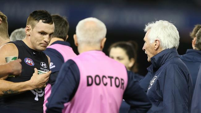 Mitch Robinson as a Blue with ex-Carlton coach Mick Malthouse (right)