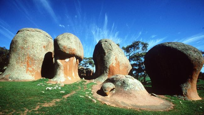 Murphy’s Haystacks rock formation on the Eyre Peninsula.