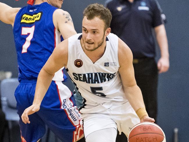 Joseph Johnson, Mountaineers and Jesse Lomax, Seahawks. Toowoomba Mountaineers vs North Gold Coast Seahawks. 2020 QSL Men Division 1. Sunday, 30th Aug, 2020.