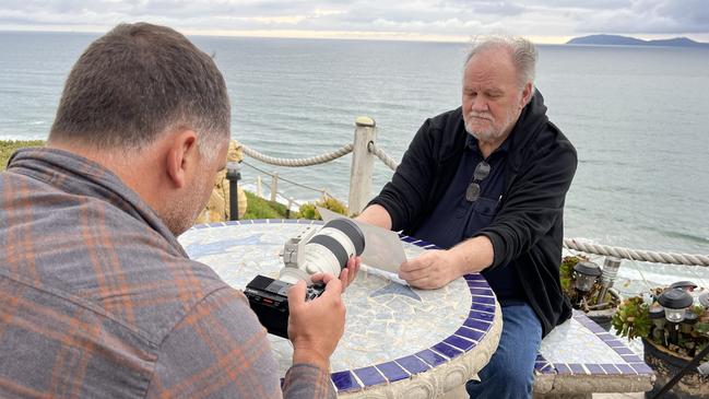 Thomas Markle Snr looks at a photograph of his daughter Meghan Markle, Duchess of Cambridge. Picture: Channel 7