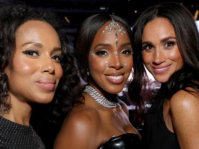 INGLEWOOD, CALIFORNIA - SEPTEMBER 04: (Editorial Use Only) (Exclusive Coverage) (L-R) Kerry Washington, Kelly Rowland and Meghan, Duchess of Sussex, attend the "RENAISSANCE WORLD TOUR" at SoFi Stadium on September 04, 2023 in Inglewood, California. (Photo by Kevin Mazur/WireImage for Parkwood)