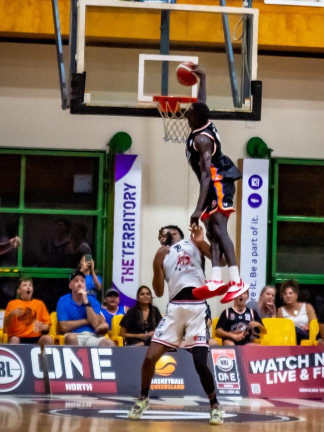 Darwin’s Makuach Maluach will play for Melbourne United in the NBL Blitz.