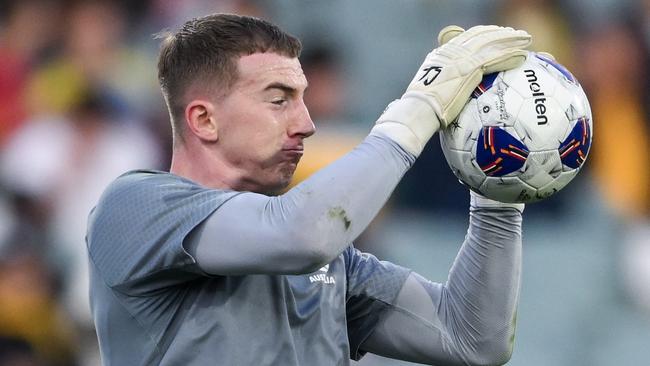 ADELAIDE, AUSTRALIA - OCTOBER 10:Joe Gauci goalkeeper of the Socceroos  during warm ups of  the third round FIFA World Cup 2026 Qualifier match between Australia Socceroos and China PR at Adelaide Oval on October 10, 2024 in Adelaide, Australia. (Photo by Mark Brake/Getty Images)