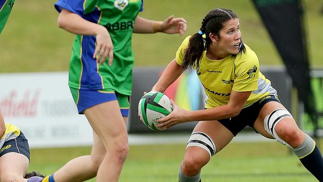 Charlotte Caslick in action ate the recent Central Coast Sevens rugby tournament.