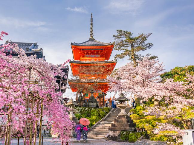 ESCAPE DEALS MARCH 31 2024 See Japan in full bloom during the cherryblossom season with Inspiring Vacations [image: Inspiring vacations_See Japan’s famous sights drenched in petals.Kiyomizu-dera Temple and cherry blossom season (Sakura) spring time in Kyoto, Japan