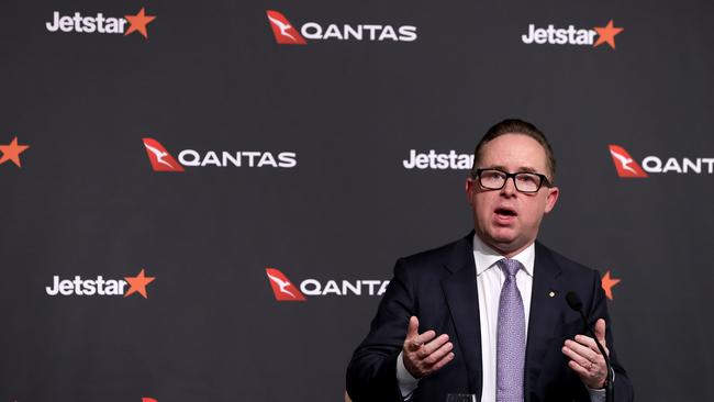 SYDNEY, AUSTRALIA – NewsWire photos DECEMBER 16, 2021: Market update with Qantas Group Chief Executive Officer Alan Joyce and Chief Financial Officer Vanessa Hudson at Qantas Head Office in Sydney. Picture: NCA NewsWire / Dylan Coker