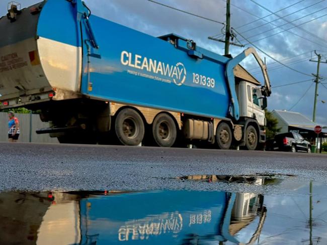 Some more nice puddles this morning I even captured a Cleanaway truck passing by. Even the rocks are showing their love for the town. Picture: Mal Dodt