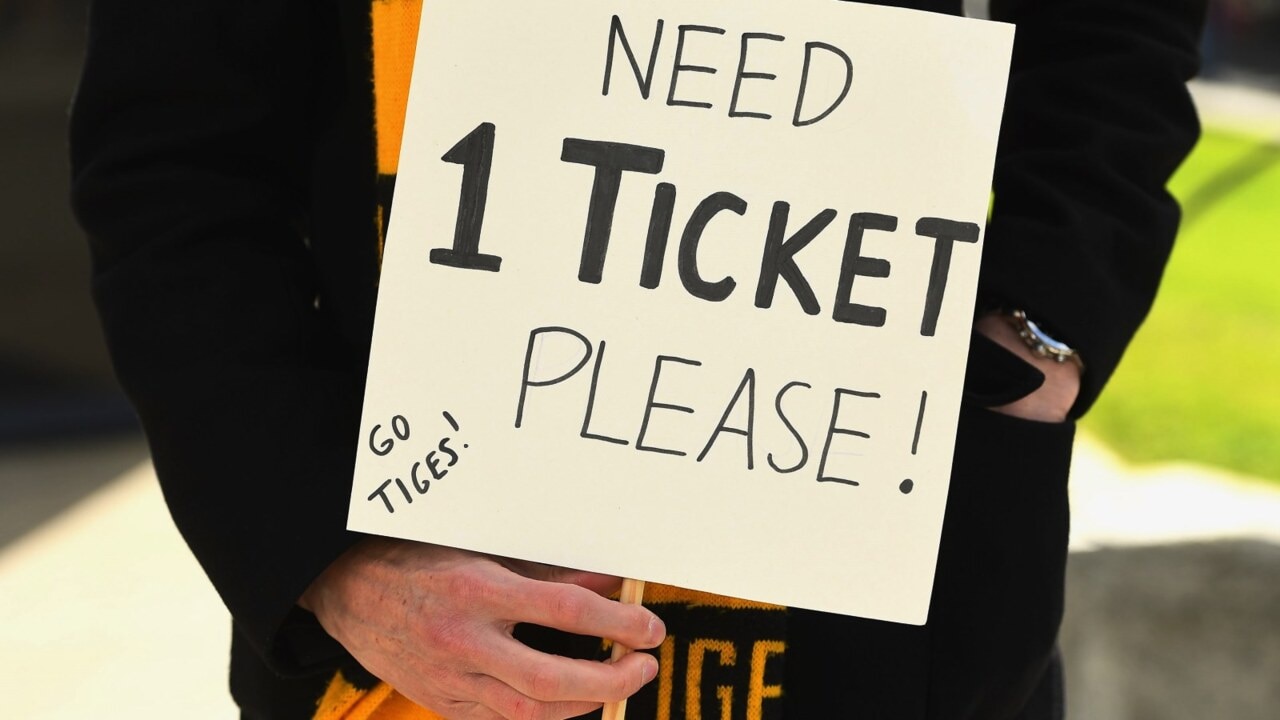 Last-minute AFL ticket sales to cause finals-like scramble