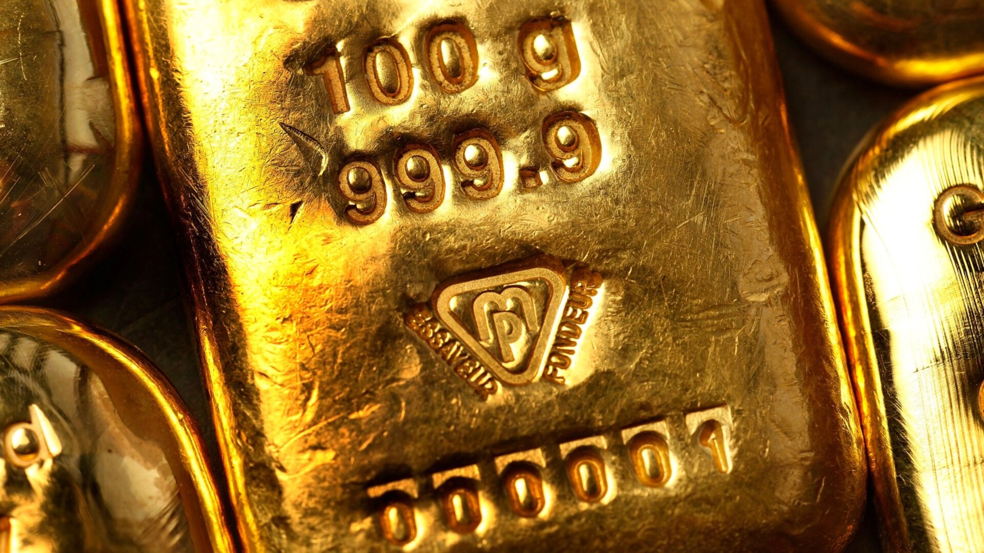 ASX 200 faces ‘mixed bag’ while gold stands out on Monday