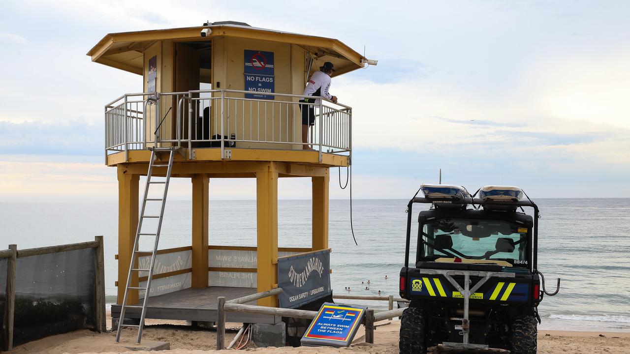 Six people thrown into water after boat ’split in half’ off Cronulla