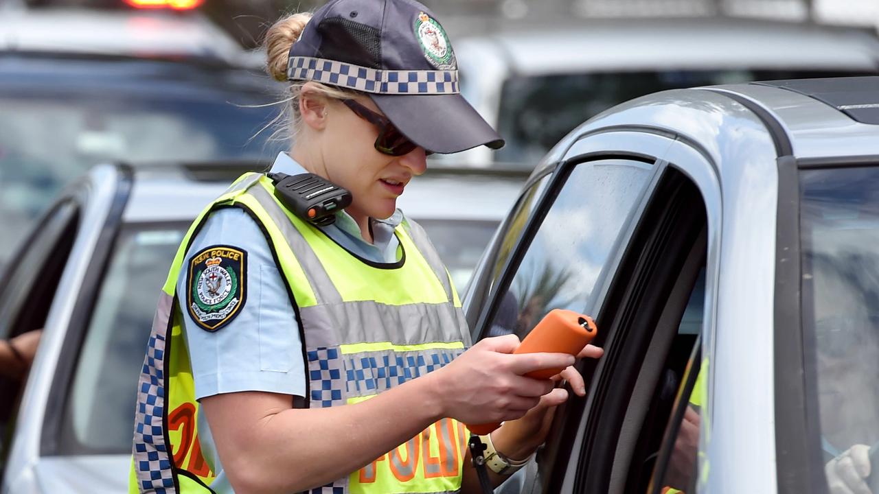 DV charges withdrawn against female cop