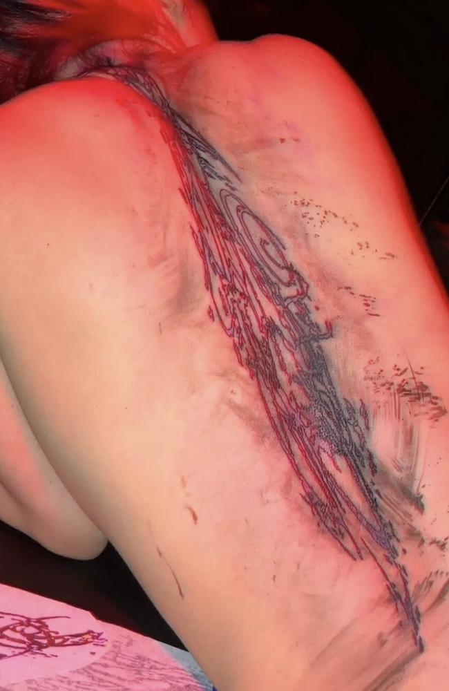 Billie Eilish has debuted her massive back tattoo.