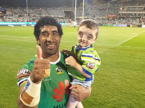 Cooper Hadley with his favourite player Iosia "Sia" Soliolia.