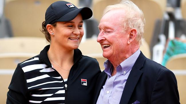 PARIS, FRANCE - JUNE 08: Ashleigh Barty of Australia celebrates victory with former Australian Tennis player Rod Laver following the ladies singles final against Marketa Vondrousova of The Czech Republic during Day fourteen of the 2019 French Open at Roland Garros on June 08, 2019 in Paris, France. (Photo by Clive Mason/Getty Images)