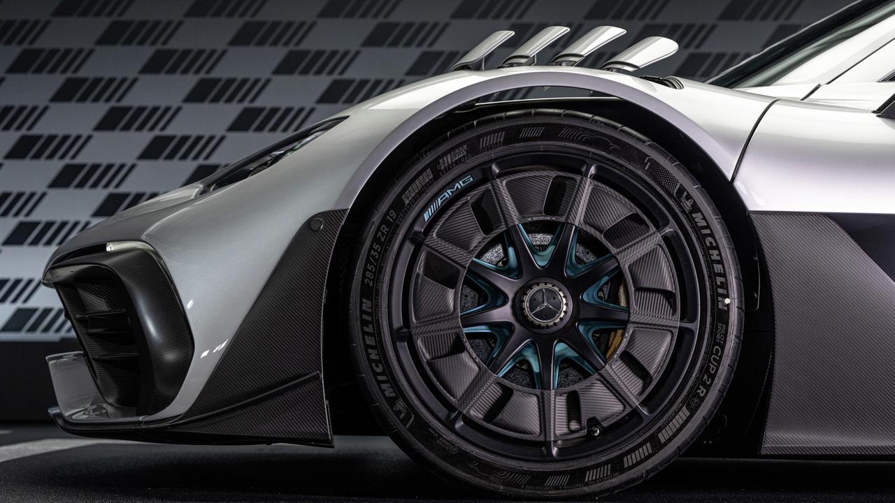 Carbon wheels, brakes and aero elements are part of the package.