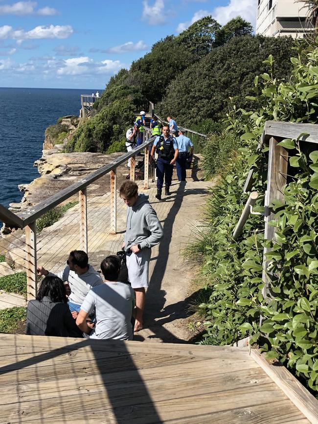 Emergency services arrive at the scene at Diamond Bay, Vaucluse where the young woman died. Picture: Supplied.