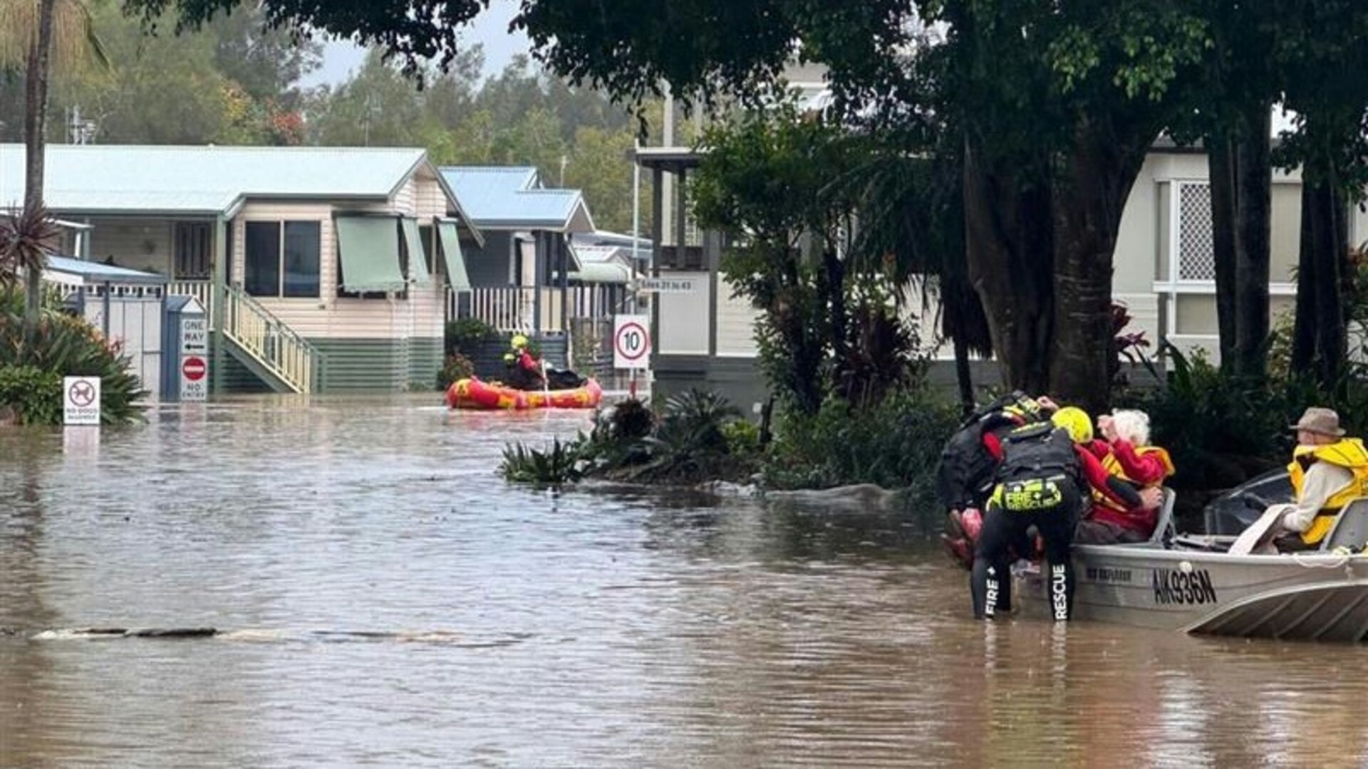 NSW floods quickly blamed on climate change