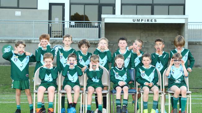 Geelong Ammos Gaspari under-9 football team pull their funniest faces. Picture: Alison Wynd